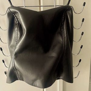 Aritzia 💛 vegan leather beautiful corset top💛